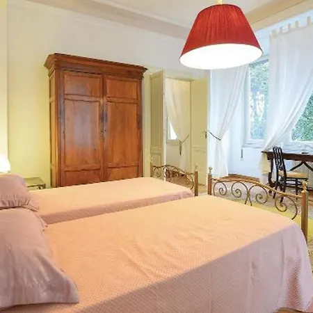Elegante De Vacaciones * Gênes
