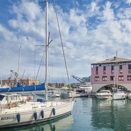 فندق مبيت وإفطار Elegante De Vacaciones